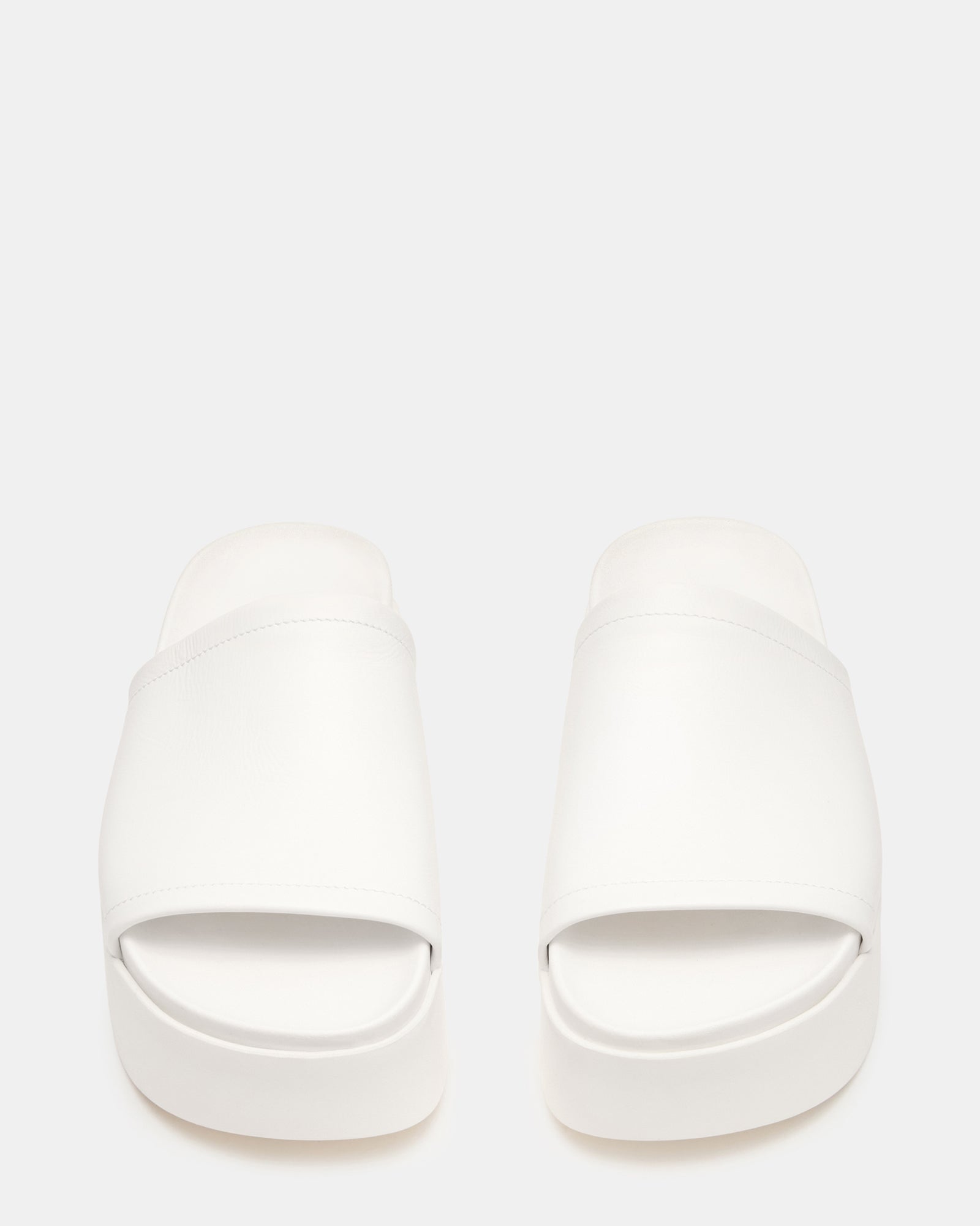 ARWEN WHITE LEATHER